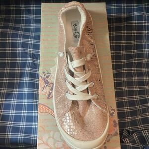Very G glitter pink MITZY Women’s Sneaker.
